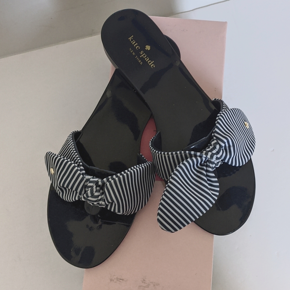 KATE SPADE Navy Blue Jelly Flip Flop Sandals Striped Fabric Bow Size 8 - Picture 13 of 15